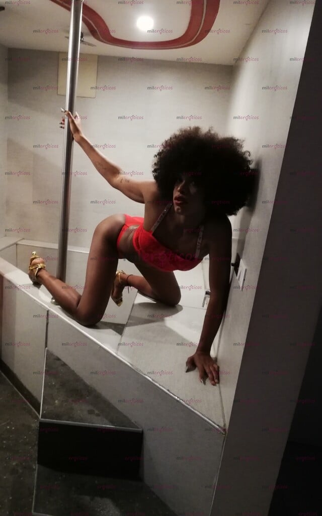 FOTOS DE NEGRA CALIENTE DOTADA Y EXÓTICA ÚNICO DÍA EN TÚ CIUDAD
