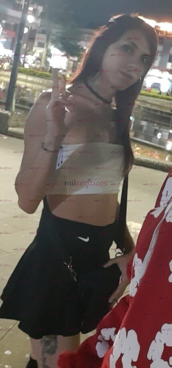 FOTOS DE CRIS CHICA TRANS NATURAL Y DISCRETA Y SENSUAL DISPONIBLE (HOTEL)