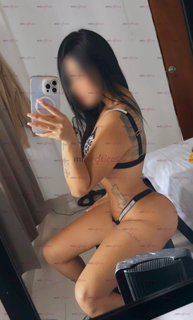 FOTOS DE MANUELA TIERNA Y ARDIENTE CHICA ENTREGADA A LA LUJURIA Y EL PLACER MUTUO