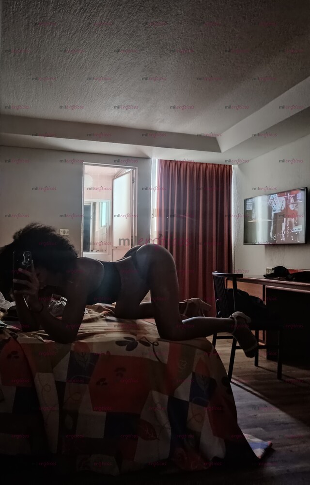 FOTOS DE EXÓTICA NUEVA EN TU ZONA NEGRITA FLAQUITA, DOTADA Y COMPLACIENTE DE 23 AÑOS
