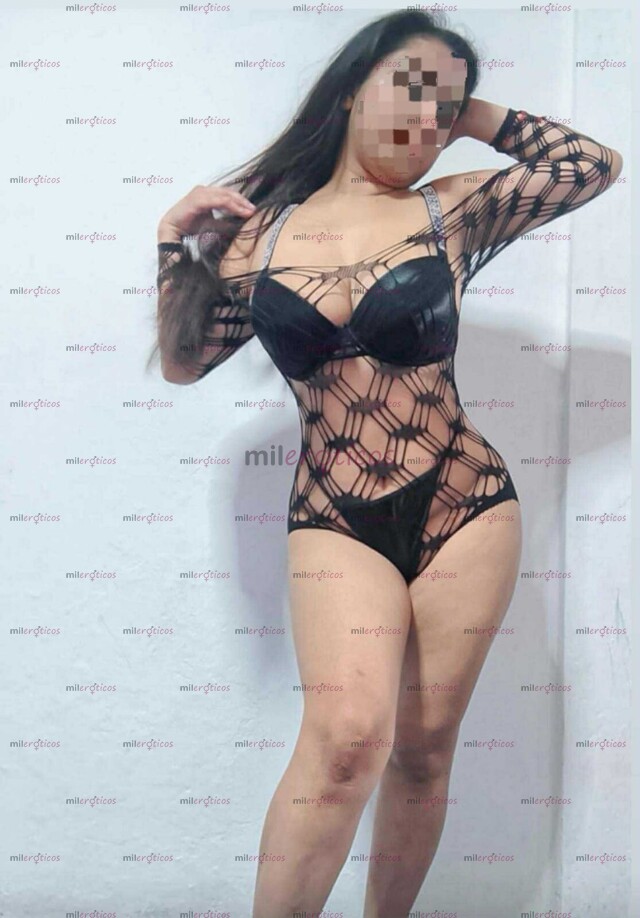 FOTOS DE MUJER BRILLANTE, ESENCIAL, RISUEÑA CARISMÁTICA,BUENA ONDA AMOR