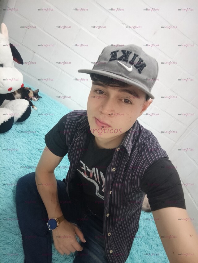 FOTOS DE CHICO PASIVO . DELGADO BLANCO. CON MUCHAS GANAS DE DARTE PLACER