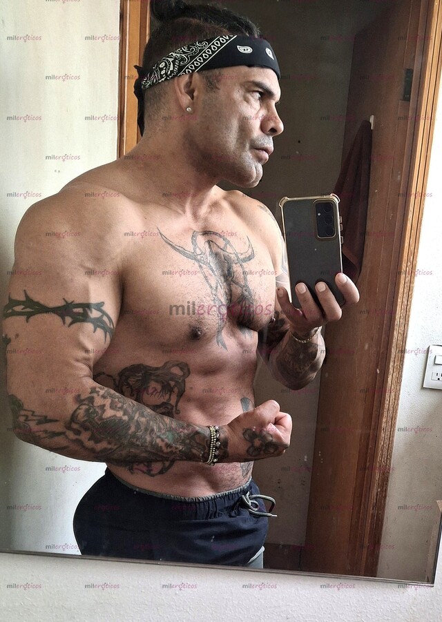 FOTOS DE MACHO MUSCULOSO BIENDOTADO VERGOTA DE 21CM GRUESA