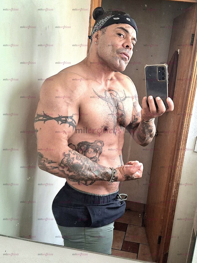 FOTOS DE MACHO MUSCULOSO BIENDOTADO VERGOTA DE 21CM GRUESA