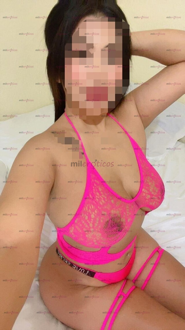 FOTOS DE VIVIANA , HERMOSA CHIKA DE PECHOS NATURALES NALGONA DELICIOSA