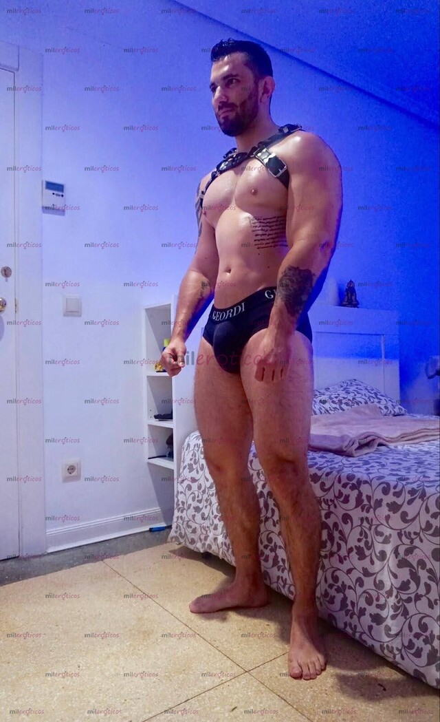 FOTOS DE SCORT MACHO MUY MASCULINO CON CUERPO DE GYM