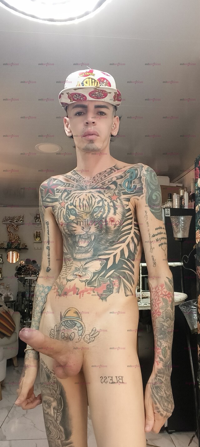 FOTOS DE FLACO VERGON BLANCO TATUADO ACTIVO MORBOSO