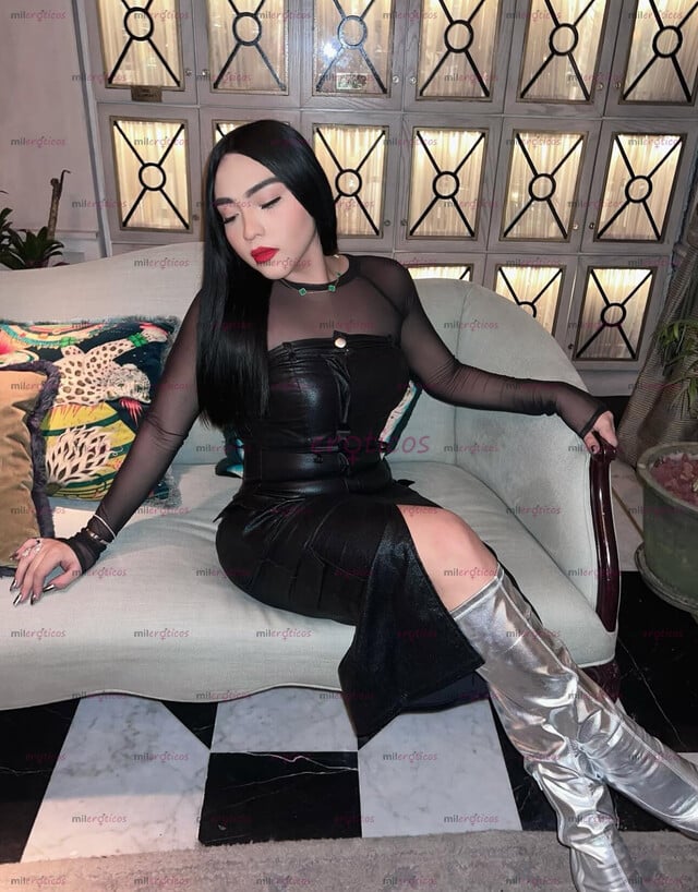 FOTOS DE NENA CON 20 CM DE PLACER DISPUESTA A DARTE EL MOMENTO MÁS RICO DE TU VIDA