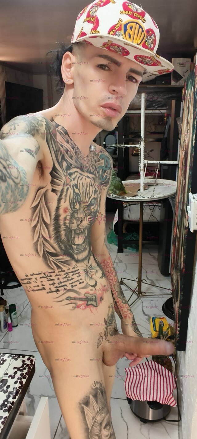 FOTOS DE FLACO VERGON BLANCO TATUADO ACTIVO MORBOSO