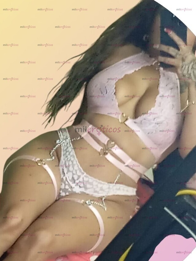 FOTOS DE LORELY MORENITA DE FUEGO SEXY Y CACHONDA FANÁTICA DE LO SENSUAL