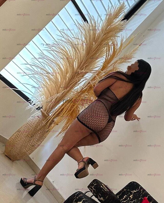 FOTOS DE CHANTAL ARDIENTE, ME ENCUENTRAS EN CARAS LINDAS V.I.P. SUPER ESTRECHA