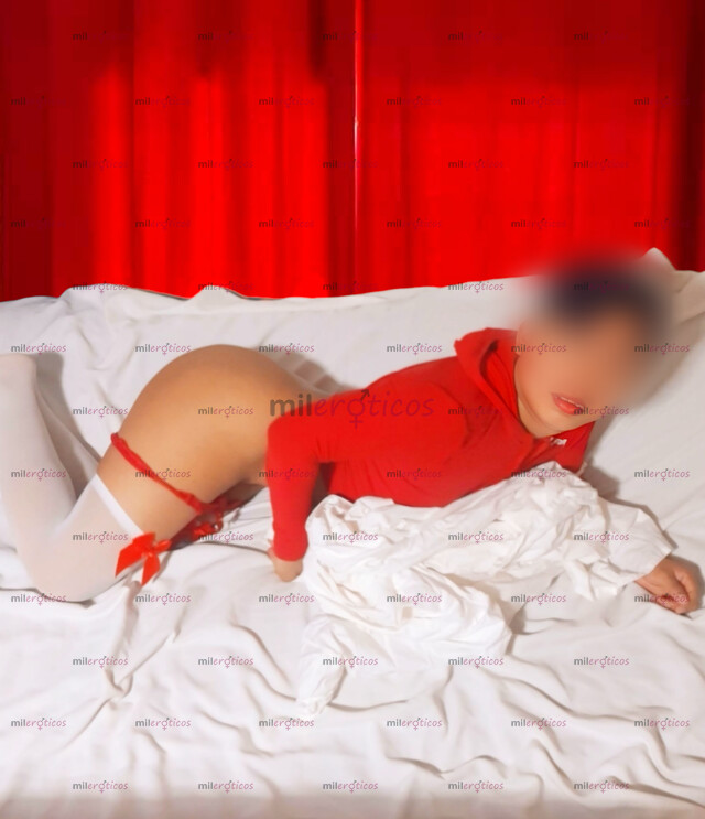 FOTOS DE EN LA CAMITA MANDAS TU PAPI Y YO TE OBEDEZCO