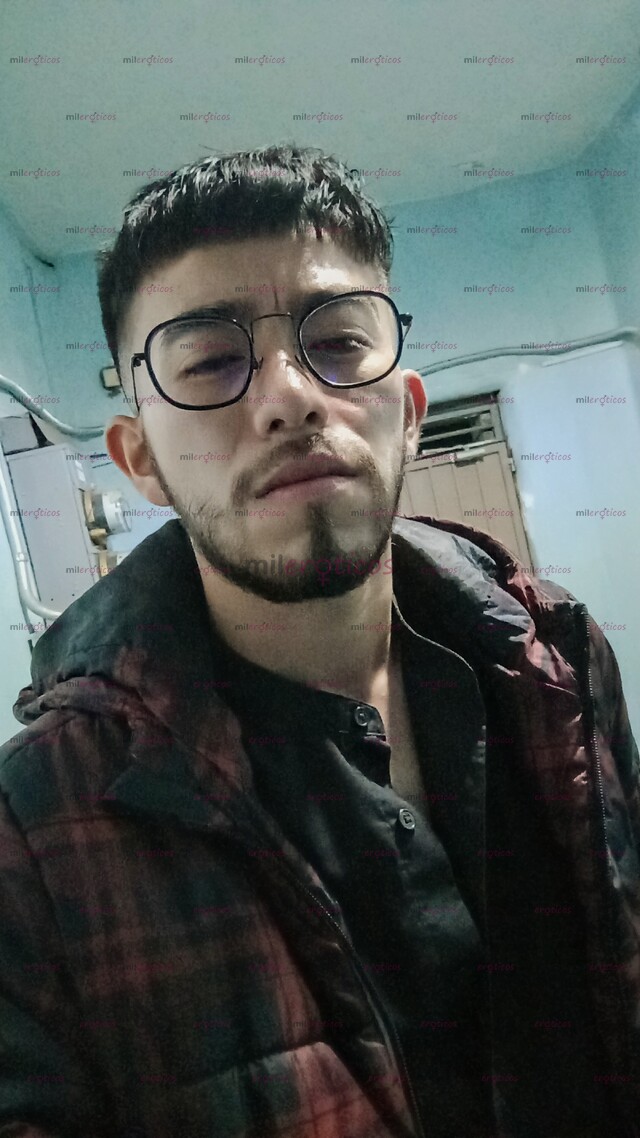 FOTOS DE CHICHO NUEVO MUY CALIENTE DISPUESTO HACERTE PASAR UN RATO RICO