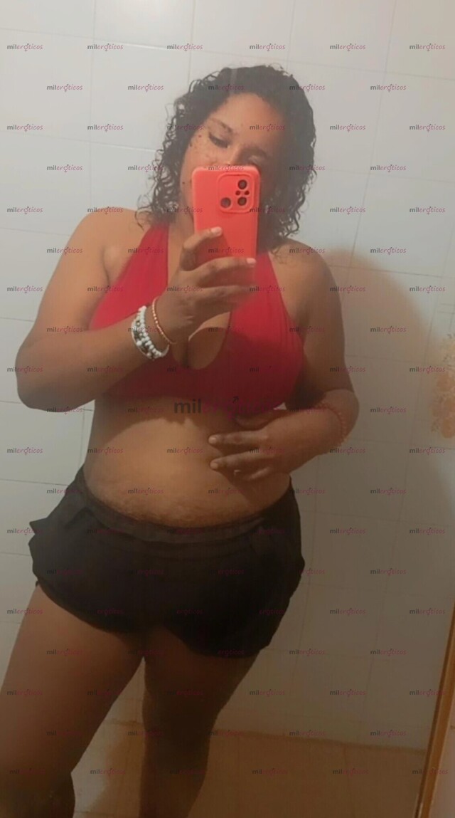 FOTOS DE MORENA ARDIENTE, CON MUCHOS DESEOS DE COMPLACERTE VENGA AQUI MI AMOR