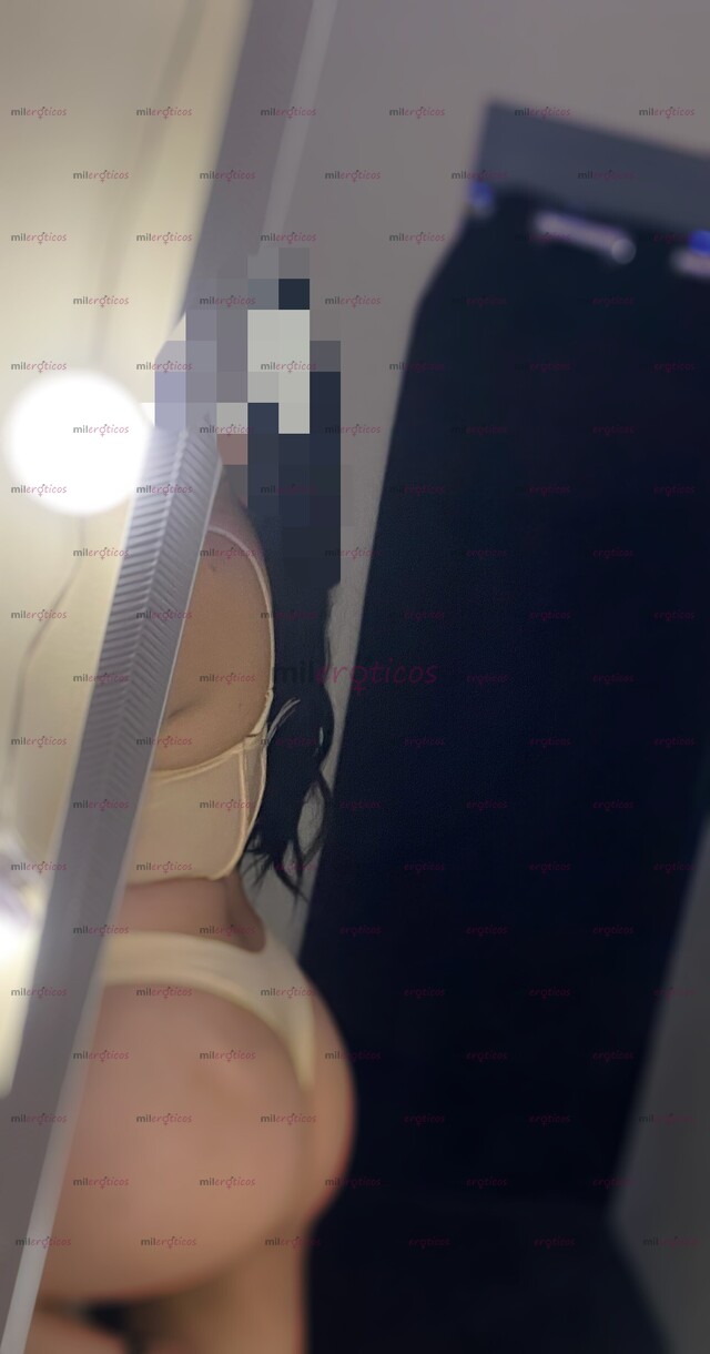 FOTOS DE POLLETT FLAQUITA CARISMÁTICA HERMOSA Y MUY EFICIENTE