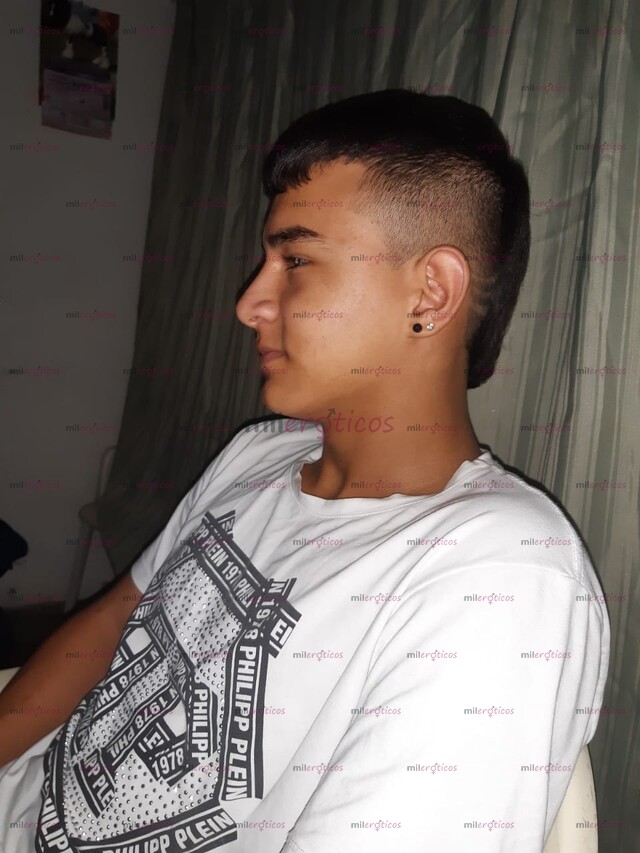 FOTOS DE EN CARTAGO CHICO DE 18 AÑOS DE EDAD TE ROMPE EL CULO Y TE PONE A TRAGAR LECHE.