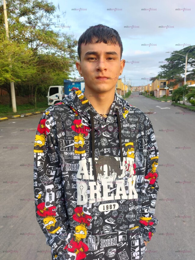 FOTOS DE EN CARTAGO CHICO DE 18 AÑOS DE EDAD TE ROMPE EL CULO Y TE PONE A TRAGAR LECHE.