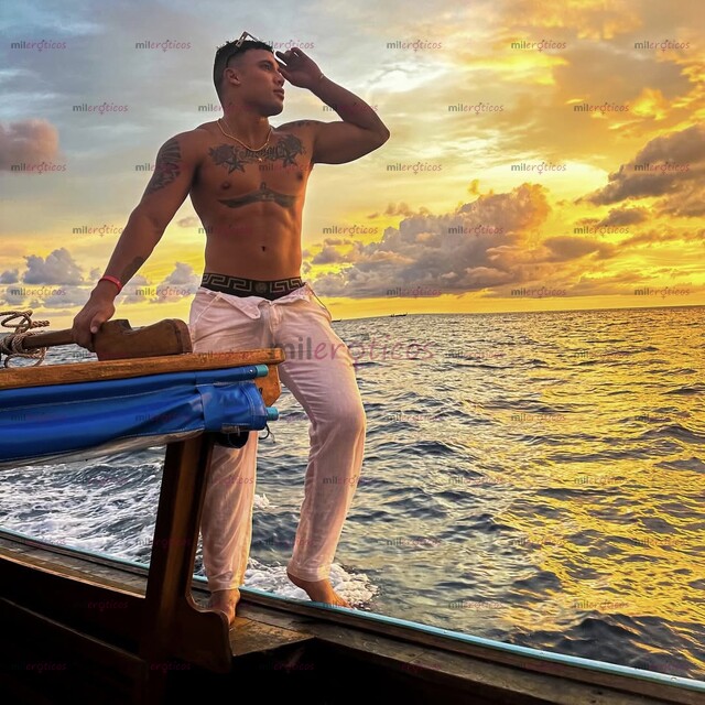 FOTOS DE SEXY MORENO DOTADO EN TU CIUDAD POCOS DÍAS TENGO DEPARTAMENTO PRIVADO