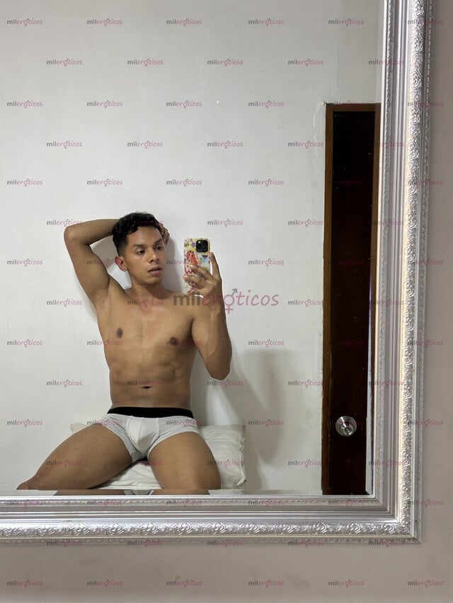 FOTOS DE FEMBOY SEXY SUMISA CON GANAS DE COMPLACERTE 3150474586