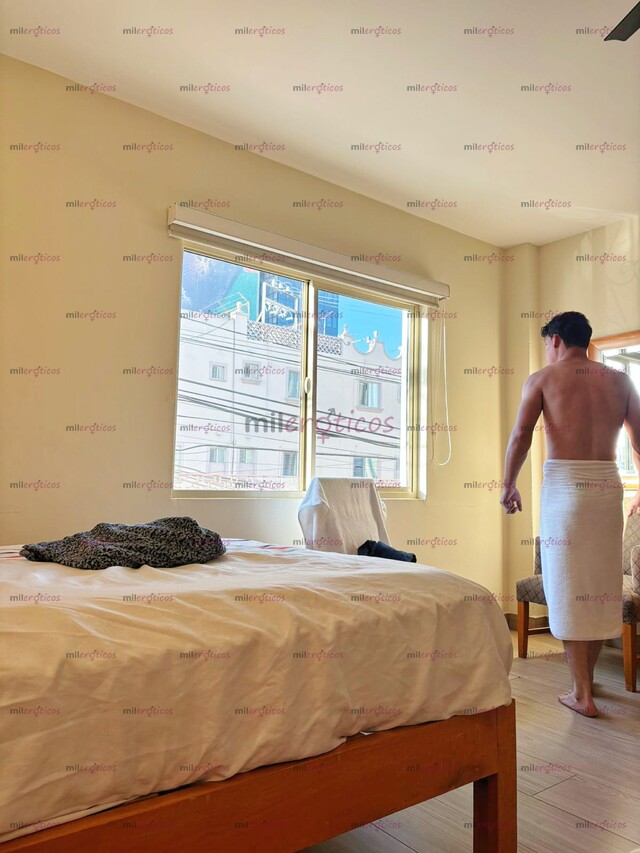 FOTOS DE MASAJISTA ATLETICO GUAPO EROTICO SOLO POR HOY EN TU CIUDAD