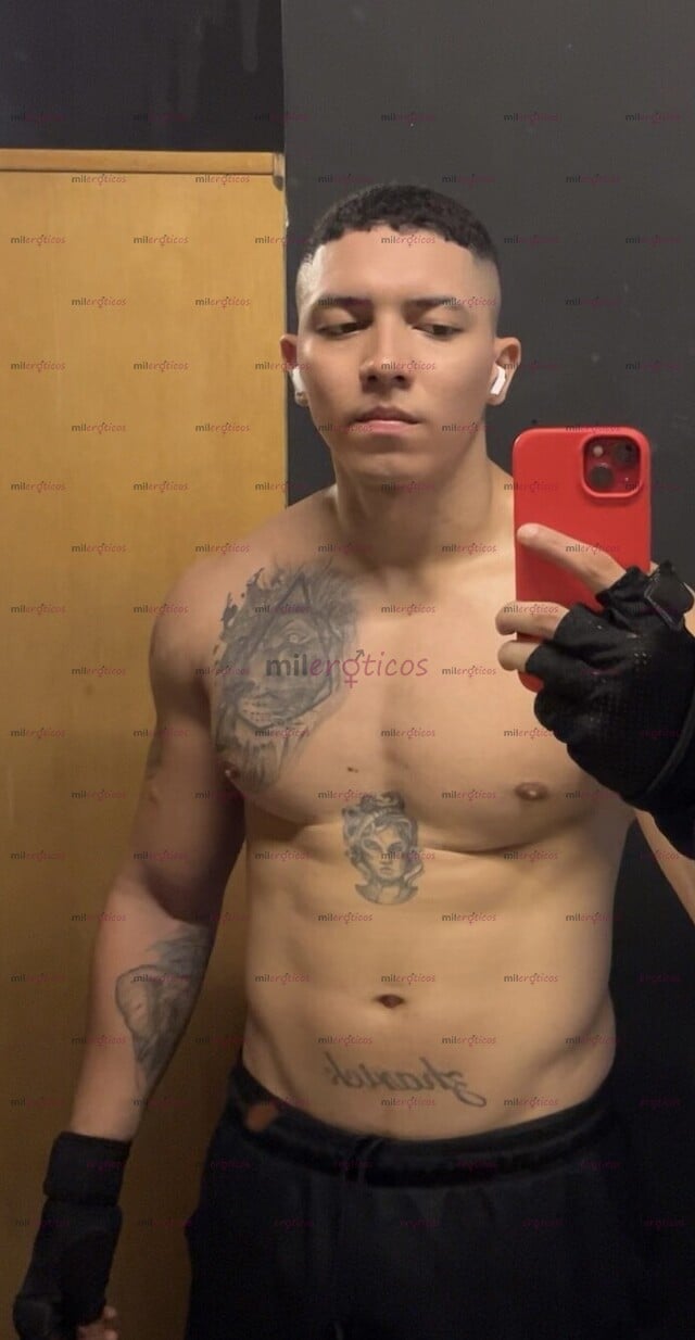 FOTOS DE JOVEN VARONIL CUERPO ATLÉTICO DE PASO POR TU CIUDAD