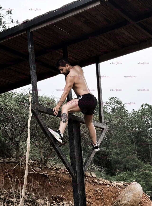 FOTOS DE VATO MAMADO, VERGON Y NALGÓN, LISTO PARA DETONAR O SER DETONADO!!