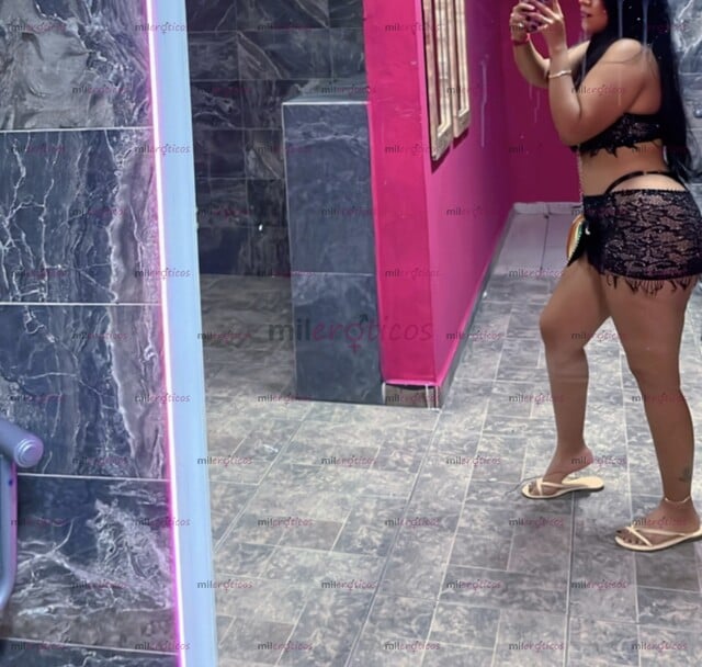 FOTOS DE LISTA PARA CUMPLIR TUS FANTASÍAS ALYS NUEVA Y MUY CALIENTE