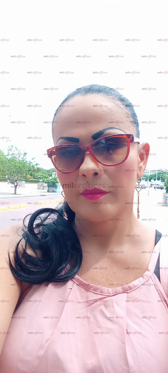 FOTOS DE ...MADURA...BELLA...NUEVA....EN LA CIUDAD DE CARTAGENA.......