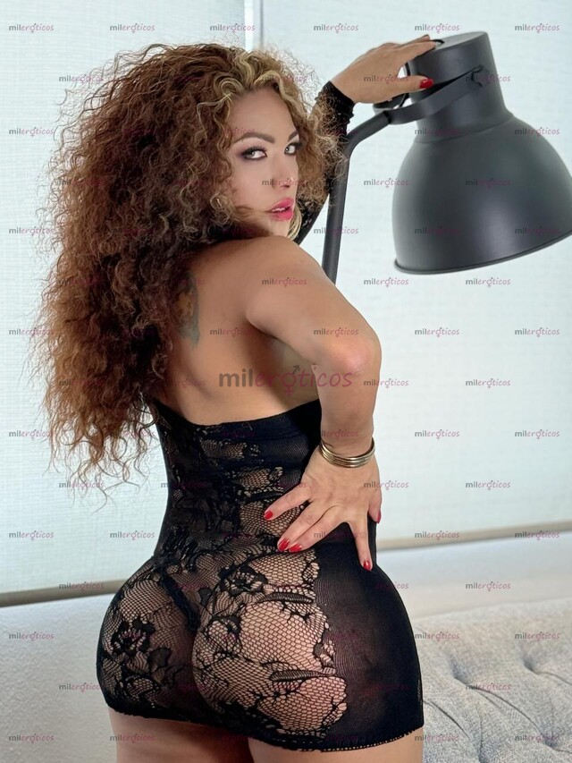 FOTOS DE UNICOS DIAS GARGANTA PROFUNDA Y TIRADAS DE LECHE COJIDA A TOPE