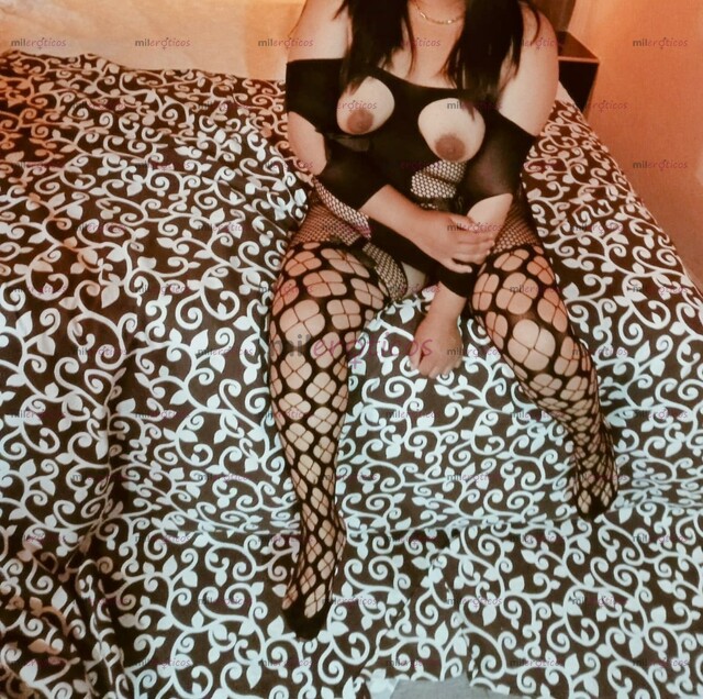 FOTOS DE SOY SOL UNA CHICA GOLOSA ME ENCANTAN LOS BESÓS BIEN CACHONDOS