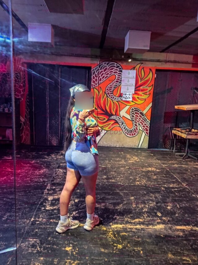 FOTOS DE GUAPA SENSUAL CARISMÁTICA BELLA EN FORMA AGRADABLE SOCIABLE Y ALTAMENTE SEXY