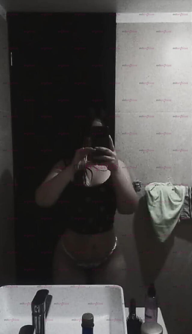 FOTOS DE DOMICILIO NUEVA ROLITA ..MARÍA . BLANQUITA LINDA JOVEN