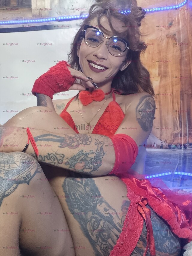 FOTOS DE HOLA MUCHO GUSTO CHICOS MI NOMBRE ES JESY UNA CHICA SUPER ESTROVERTIDA