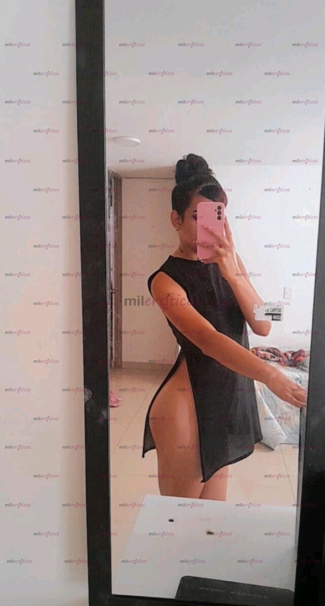 FOTOS DE TU CHICA TRANS VERSATIL MUY FEMENINA LECHERA MUY CALIENTE Y COMPLASIENTE