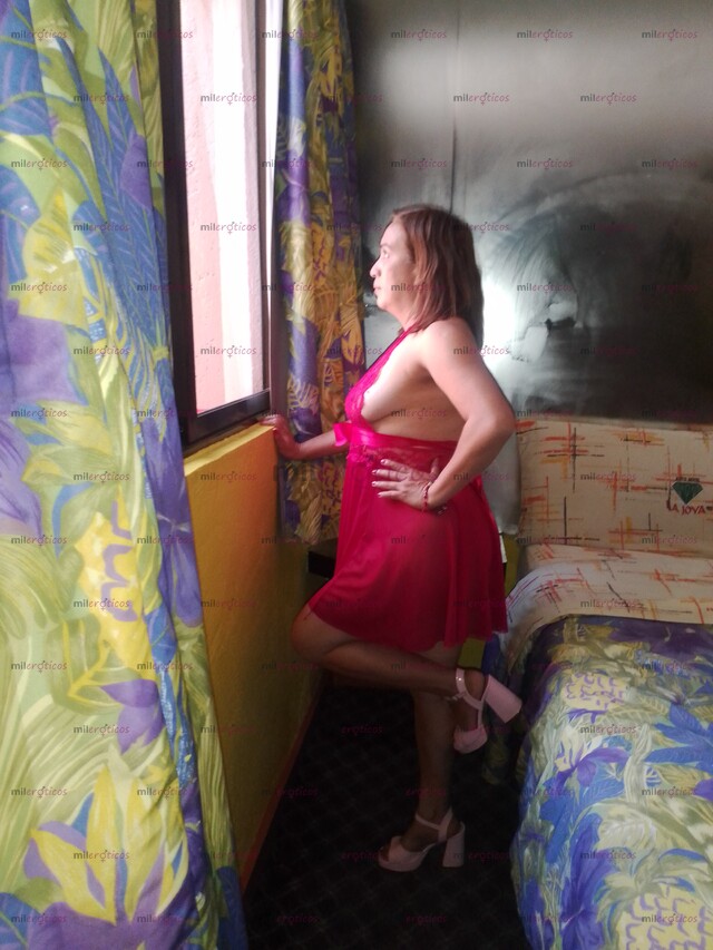 FOTOS DE 400 SERVICIO COMPLETO 400 ES PAGO EN EFECTIVO Y EN MANO INCLUYE LUGAR CHICOS !!!