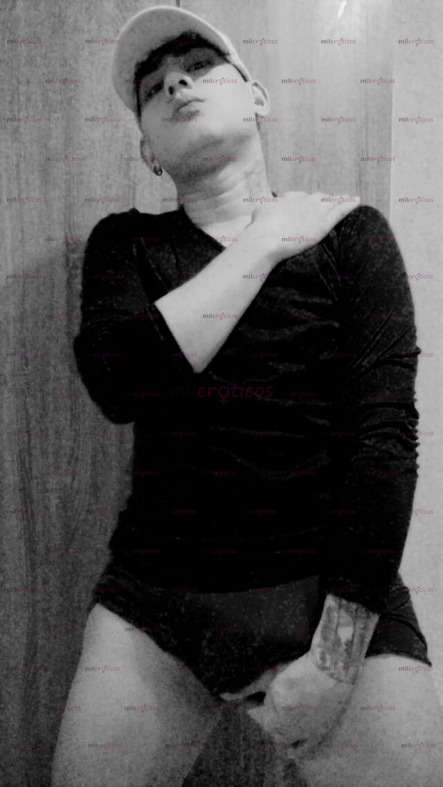 FOTOS DE CHICO COMPLACIENTE EDUCADO SIN AFANES Q RIKO