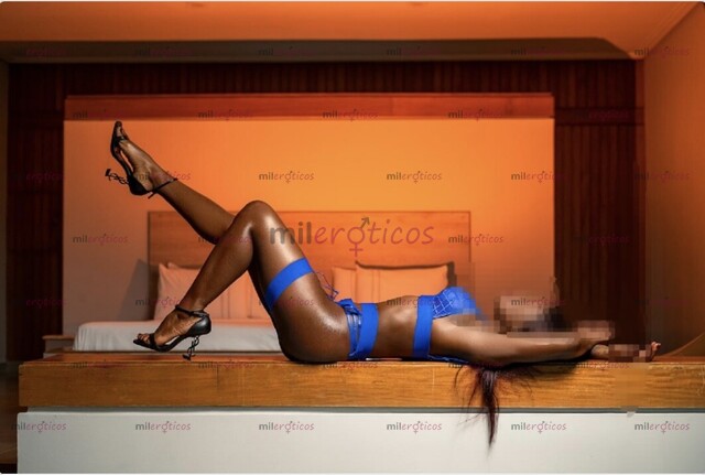 FOTOS DE MORENA CALIENTE CON EL MEJOR SERVICIO MEDELLÍN