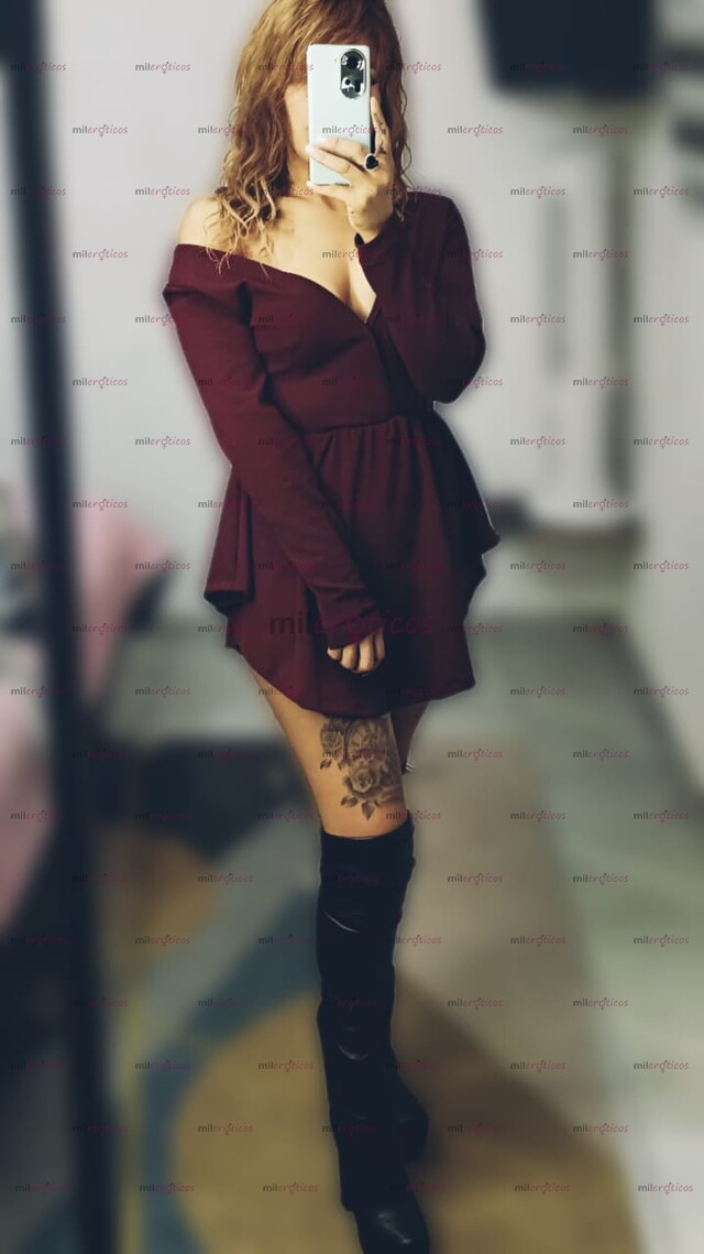 FOTOS DE JENNY ESCORT CACHONDA PERO A SU VEZ DISCRETA Y SENCILLA