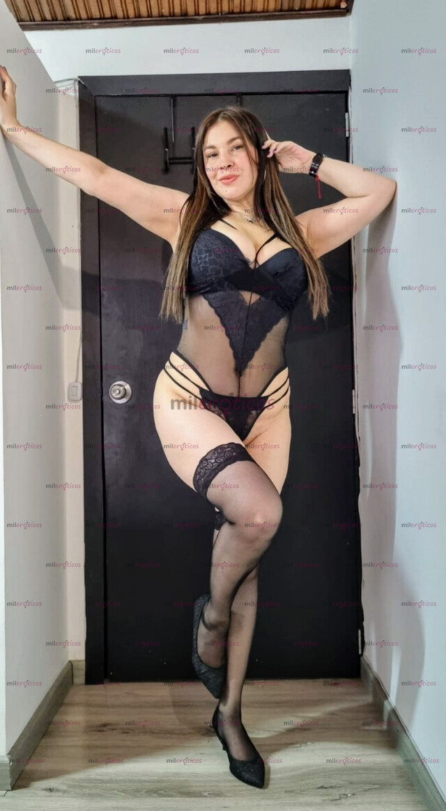 FOTOS DE SEXY BLANQUITA ,TETONA Y ARRECHA PARA COMPLACERTE