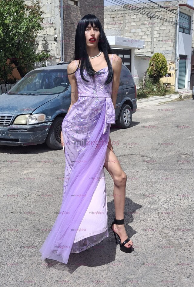 FOTOS DE NIÑA DE 20 AÑOS DE EDAD. CONTENIDO DIGITAL Y VIRTUAL SUPER ERÓTICO PAPI.