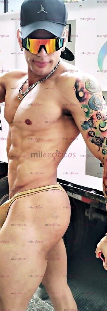 FOTOS DE MAGNO ATRACTIVO, MUSCULOSO MEXICANO CON 21 CM DE VERGA GRUESA