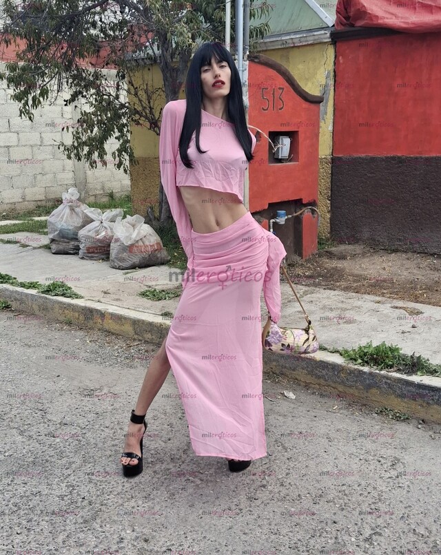 FOTOS DE NIÑA DE 20 AÑOS DE EDAD. CONTENIDO DIGITAL Y VIRTUAL SUPER ERÓTICO PAPI.