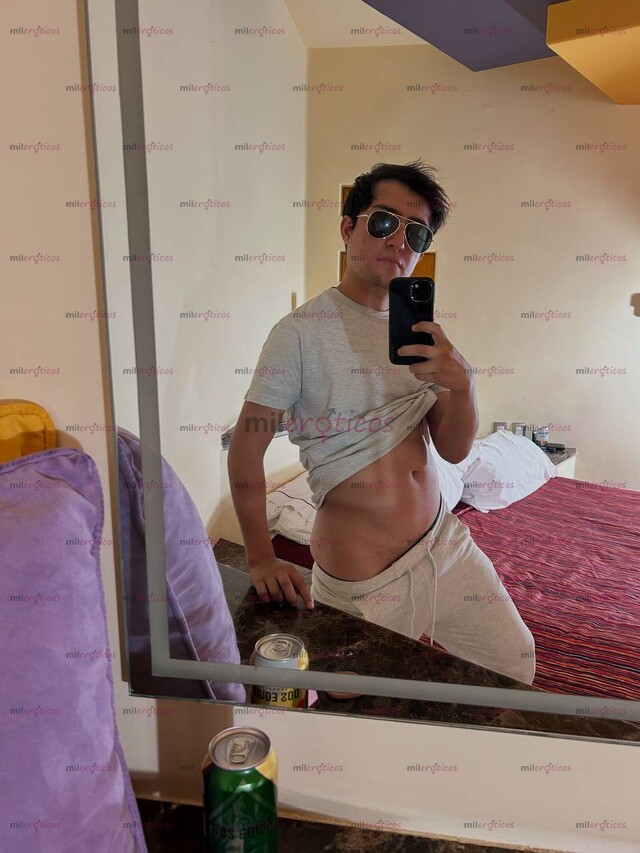 FOTOS DE ZEDRICK DELGADO VERGON DE BUEN AGUANTE 20 AÑOS