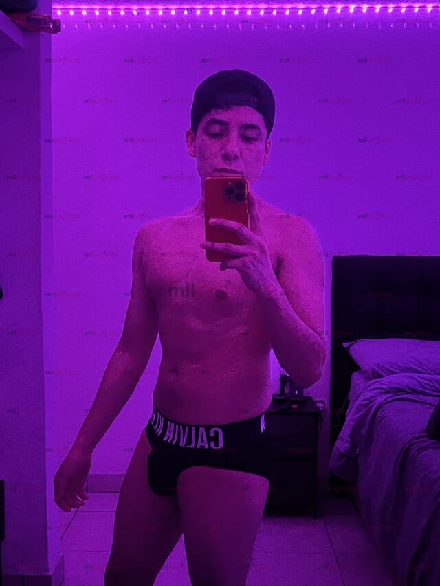 FOTOS DE JOVEN CALIENTE NUEVO EN TU CIUDAD, MUY TRAVIESO