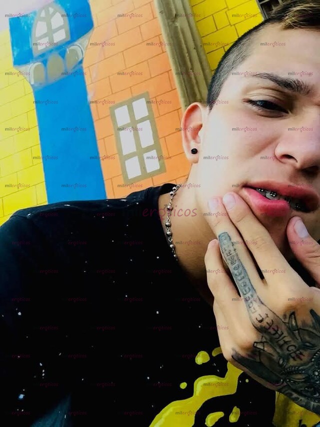 FOTOS DE HOLA SOY SEBASTIAN UN CHICO MUY CALIENTE Y LECHERO