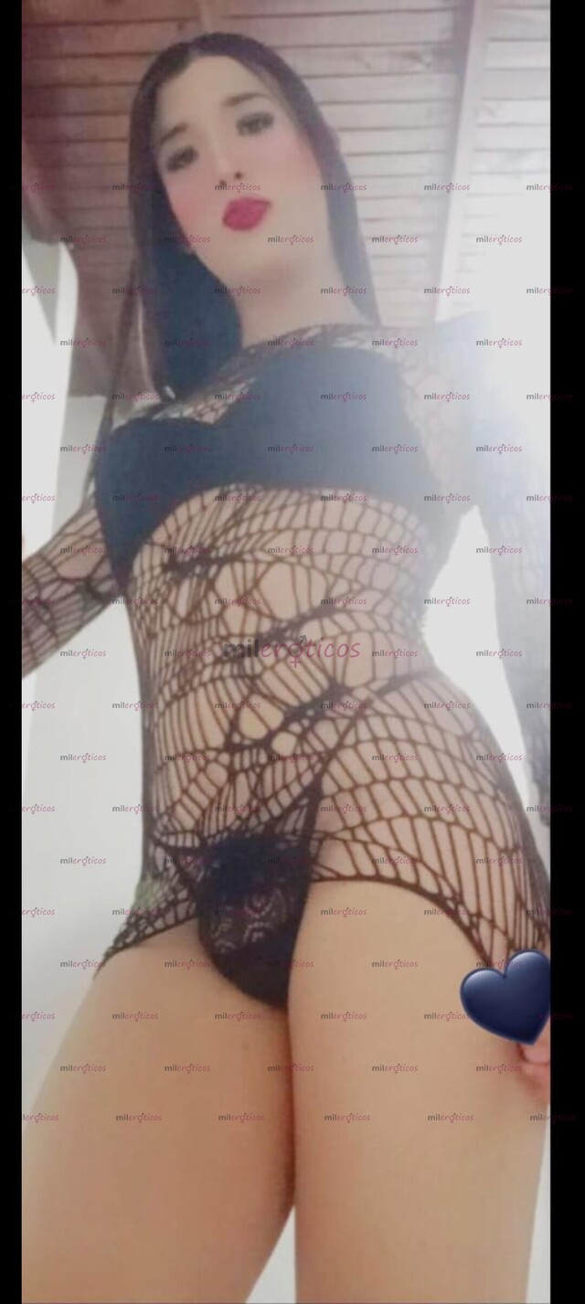 FOTOS DE TU HERMOSA PELINEGRA CARIÑOSA ME ENCANTARA MIMARTE Y CONSENTIRTE