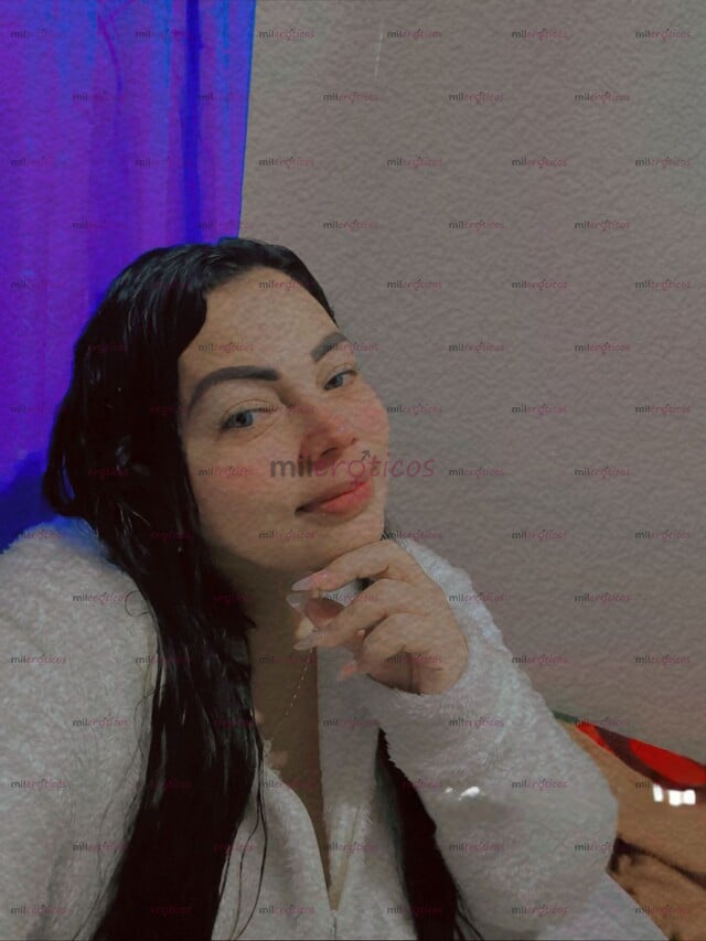 FOTOS DE FULL MAMADORA CON GANAS DÉ CHUPAR TU VERGA HASTA EL FONDO BIEN ENSALIVADO