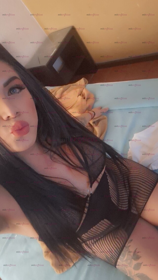 FOTOS DE HERMOSA TRANY CON UN RICO TROZO LECHERO PARA TI VEN DESLECHARME UNICO DIA