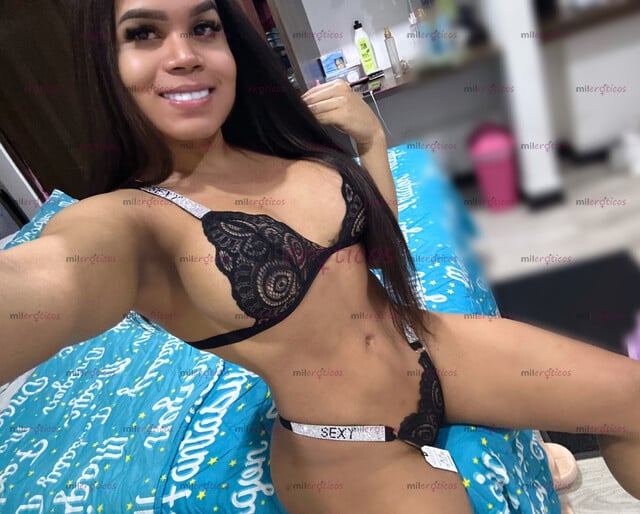 FOTOS DE MODELO TOP CRISTINA FITTNES SEXO ORAL VAGINAL ANAL VENIDA EN BOCA SQUIRT
