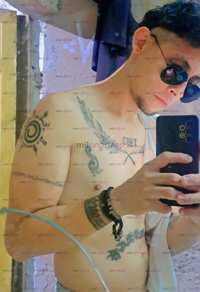 FOTOS DE 31 AÑOS SERVICIO RIQUISIMO 1500 SOLO MUJERES